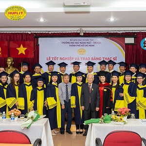  LỄ PHỤC TỐT NGHIỆP ĐẠI HỌC NGOẠI NGỮ