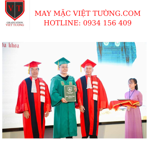 LỄ PHỤC TỐT NGHIỆP ĐẠI HỌC TÂN TẠO